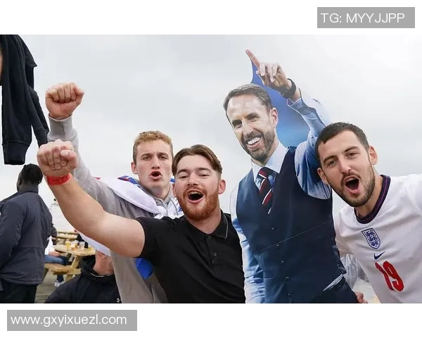足球明星欢庆时刻精彩瞬间图文分享让我们一起感受激情与荣耀